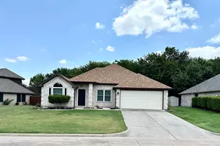 1509 Creekside Ave, Sherman, TX 75092 - Photo 1