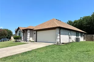 1509 Creekside Ave, Sherman, TX 75092 - Photo 3