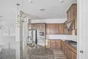 1621 Rose Willow Wy, Arlington, TX 76005 - Photo 9