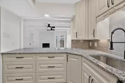 6020 E University Boulevard #117, Dallas, TX 75206 - Photo 7