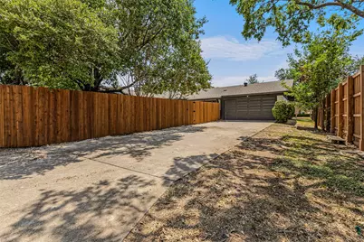3745 Blue Trace Lane, Farmers Branch, TX 75244 - Photo 23