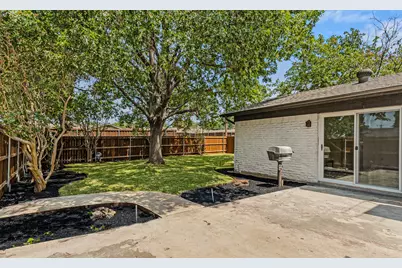 3745 Blue Trace Lane, Farmers Branch, TX 75244 - Photo 19
