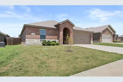 2004 Princeton Avenue, Farmersville, TX 75442 - Photo 3