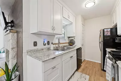 5132 Amesbury Drive #106, Dallas, TX 75206 - Photo 9
