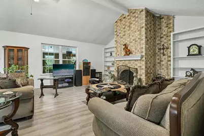 6408 San Juan Avenue, Fort Worth, TX 76133 - Photo 5