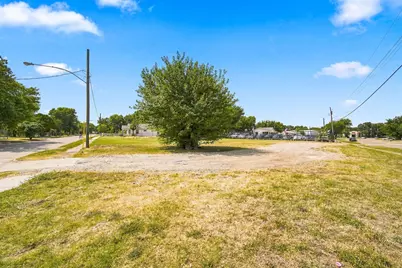 5208 Bernal Drive, Dallas, TX 75212 - Photo 13