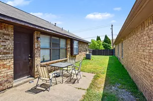 1024 Old Barn Ln, Mesquite, TX 75149 - Photo 5