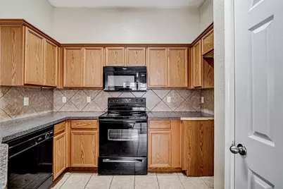 824 Walnut Street, Burleson, TX 76028 - Photo 7