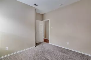 824 Walnut St, Burleson, TX 76028 - Photo 17