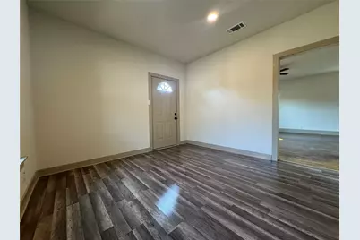1613 N 15th Street, Waco, TX 76707 - Photo 9