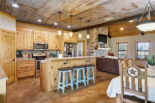 189 Co Rd 3090, Ben Franklin, TX 75415 - Photo 15