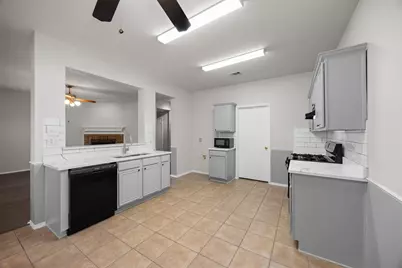 1100 Chesterfield Drive, McKinney, TX 75071 - Photo 19