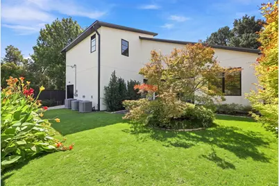 6939 Southridge Drive, Dallas, TX 75214 - Photo 35