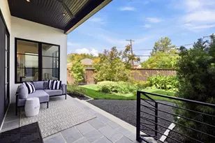 6939 Southridge Dr, Dallas, TX 75214 - Photo 31