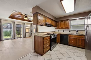 3217 Laurel Oaks Ct, Garland, TX 75044 - Photo 11