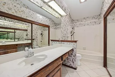 3217 Laurel Oaks Court, Garland, TX 75044 - Photo 17