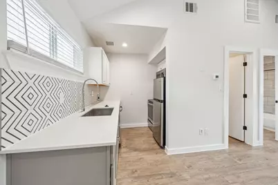 5018 San Jacinto Street #210, Dallas, TX 75206 - Photo 1