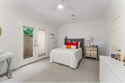 5327 Nolda Street #B, Houston, TX 77007 - Photo 17