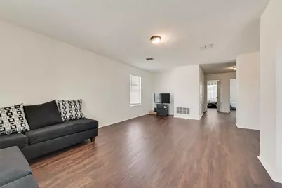 3016 Cesareo Drive, Grand Prairie, TX 75052 - Photo 13