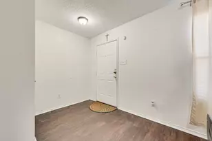 3016 Cesareo Dr, Grand Prairie, TX 75052 - Photo 5