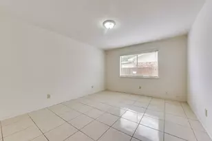 10547 Black Walnut Dr, Dallas, TX 75243 - Photo 11