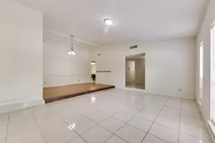 10547 Black Walnut Dr, Dallas, TX 75243 - Photo 3