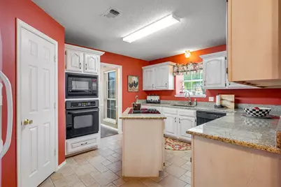530 Cedar Creek, Reno, TX 75462 - Photo 5