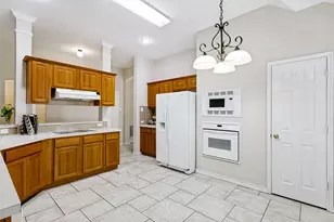 1609 Shadow Crest Dr, Corinth, TX 76210 - Photo 11