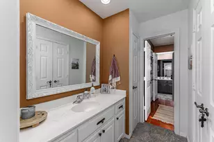 15 Country Club Pl, Waxahachie, TX 75165 - Photo 25