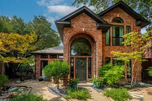 15 Country Club Pl, Waxahachie, TX 75165 - Photo 1