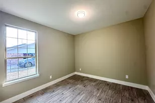 1093 Oak Ridge Dr, Oak Ridge, TX 75160 - Photo 19
