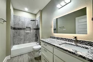 1093 Oak Ridge Dr, Oak Ridge, TX 75160 - Photo 13