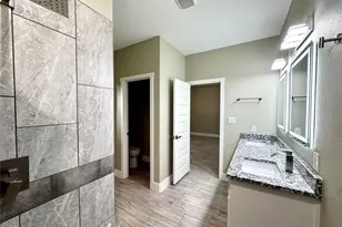 1093 Oak Ridge Dr, Oak Ridge, TX 75160 - Photo 25