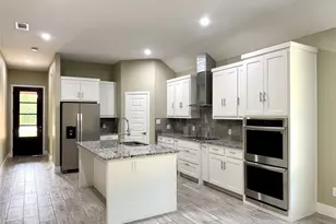 1093 Oak Ridge Dr, Oak Ridge, TX 75160 - Photo 5