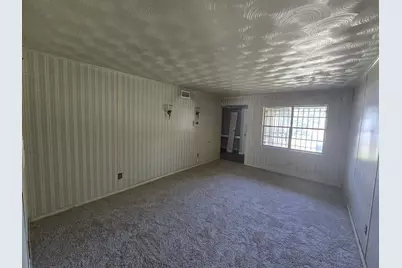 212 N Longacre Lane, Dallas, TX 75217 - Photo 11