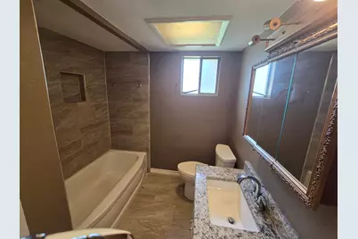 212 N Longacre Lane, Dallas, TX 75217 - Photo 9
