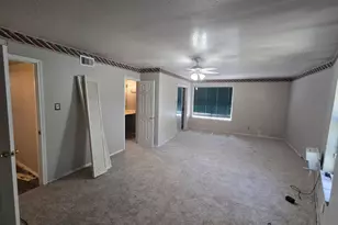 212 N Longacre Ln, Dallas, TX 75217 - Photo 5