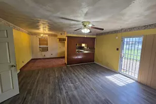 212 N Longacre Ln, Dallas, TX 75217 - Photo 3