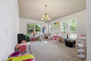 102 Briarstone Dr, Alvarado, TX 76009 - Photo 23