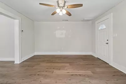 1963 Columbus Avenue, Fort Worth, TX 76164 - Photo 3