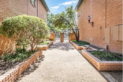 6015 E University Boulevard #227, Dallas, TX 75206 - Photo 13