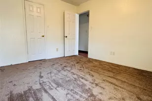 5524 Royal Meadow Ln, Arlington, TX 76017 - Photo 9