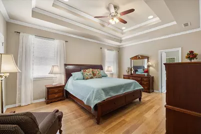 2101 W Emerald Bend Court, Granbury, TX 76049 - Photo 23