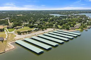 2101 W Emerald Bend Ct, Granbury, TX 76049 - Photo 39