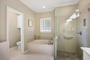 2101 W Emerald Bend Ct, Granbury, TX 76049 - Photo 27