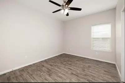 904 N Kentucky Street, Alton, TX 78573 - Photo 9