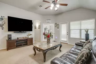 11829 Hassop Ln, Burleson, TX 76028 - Photo 9