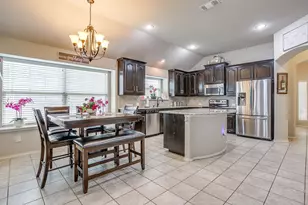 11829 Hassop Ln, Burleson, TX 76028 - Photo 17
