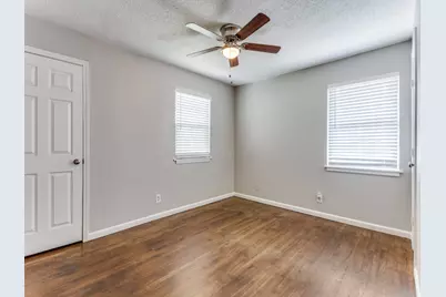 512 Bluebonnet Drive, Hurst, TX 76053 - Photo 7