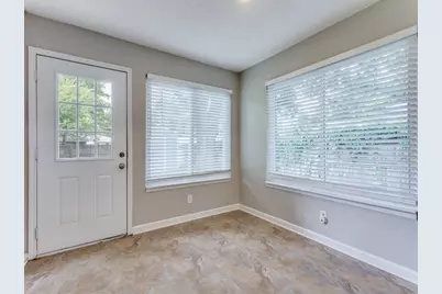 512 Bluebonnet Drive, Hurst, TX 76053 - Photo 9